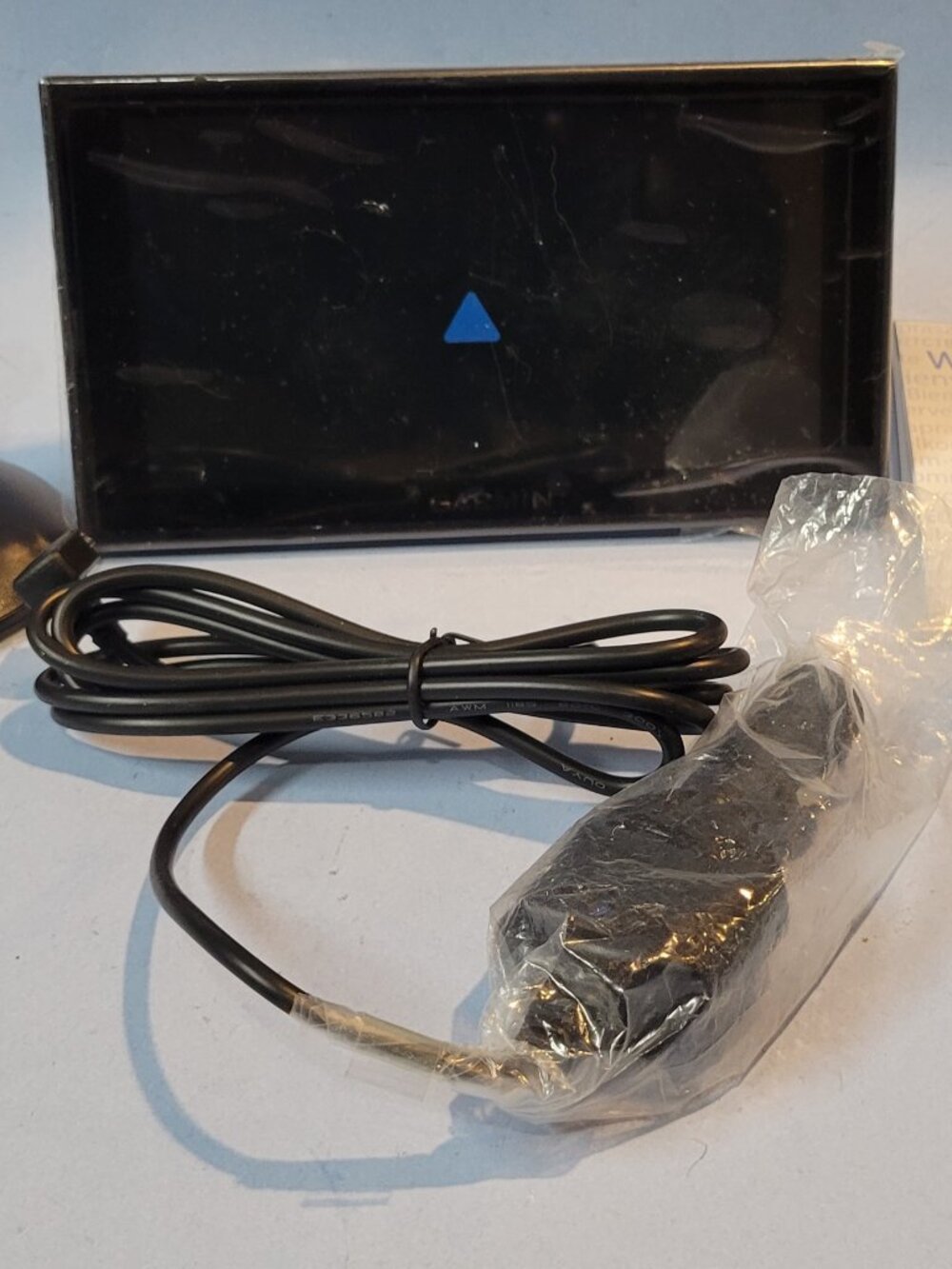 Garmin Nuvi 2639LMT 6.1" GPS Navigator - NOB